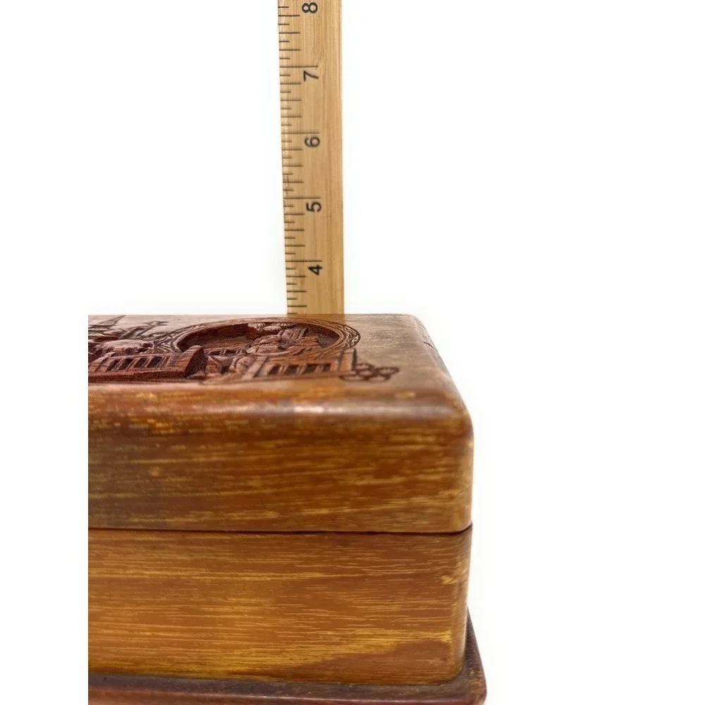 Vintage George Zee Co. Hand Carved Wood Jewelry Box / Trinket Box Hong Kong